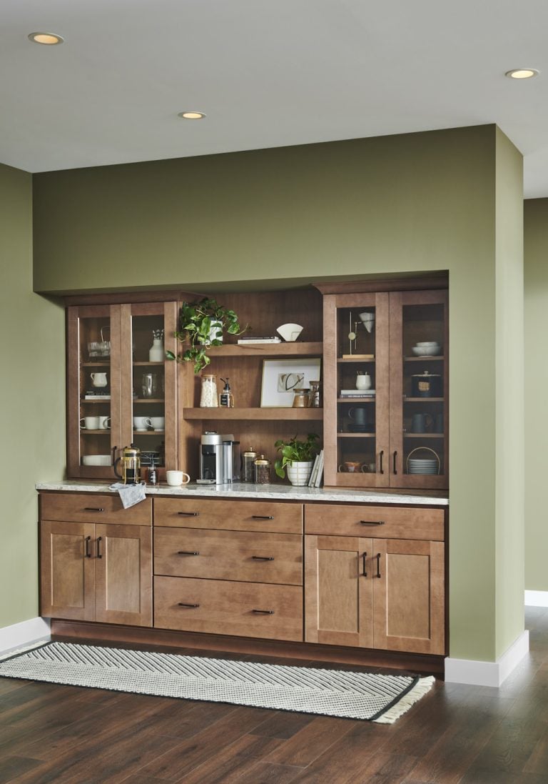 Wolf Dartmouth 5-Piece Hazelnut Kitchen Cabinets